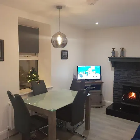 Jack's Place 3-bed House Donegal Sleeps 5